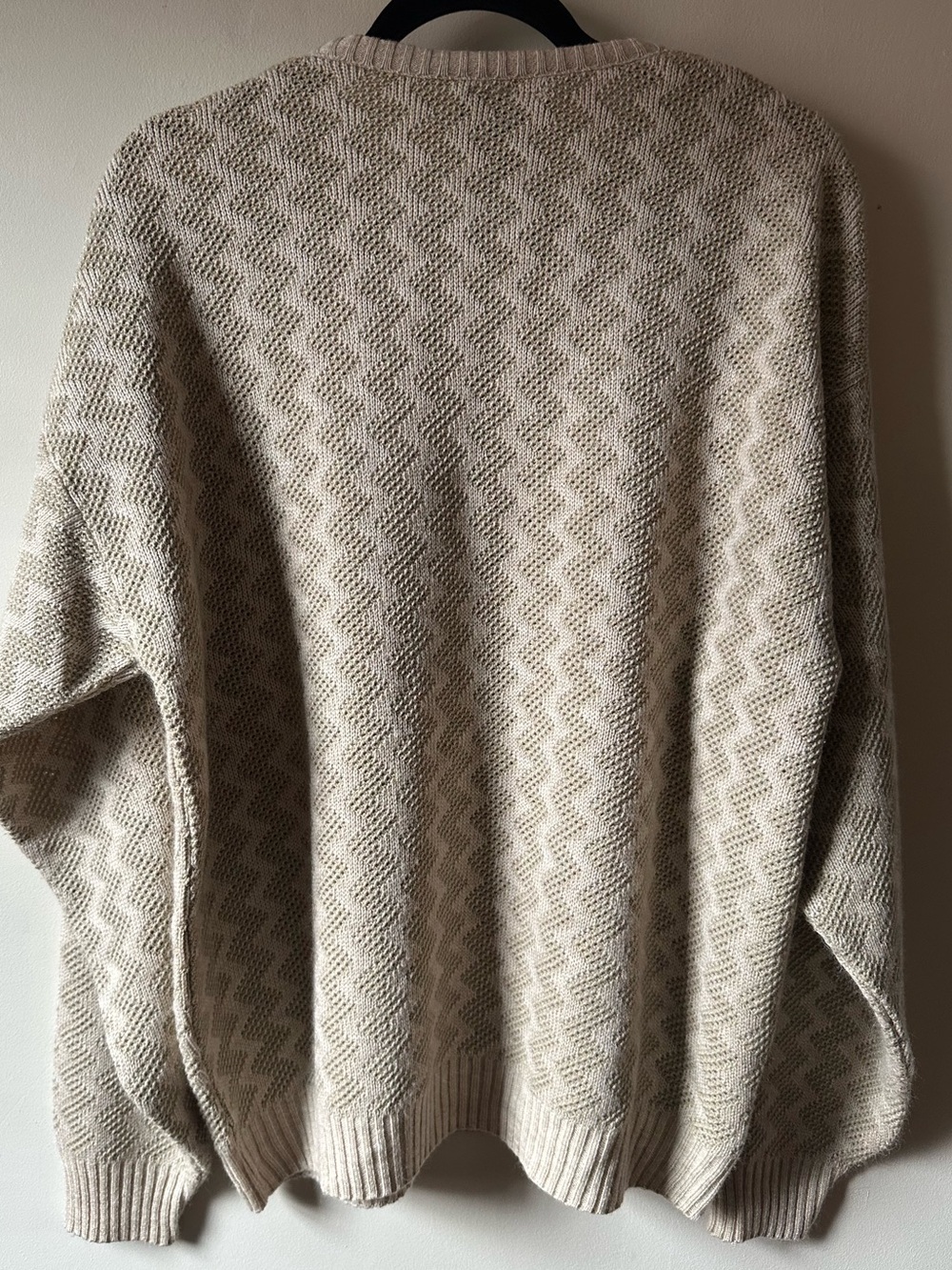 ✨5/$25 Men’s Sweater Chevron Neutral - Picture 3 of 3